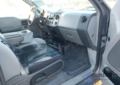 2004 Ford F-150 Stx/Xl/Xlt z USA, uszkodzony, nr VIN 1FTRX14W04NB69225